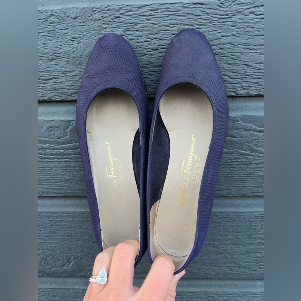 Feragamo slides- navy- used. Size 7
